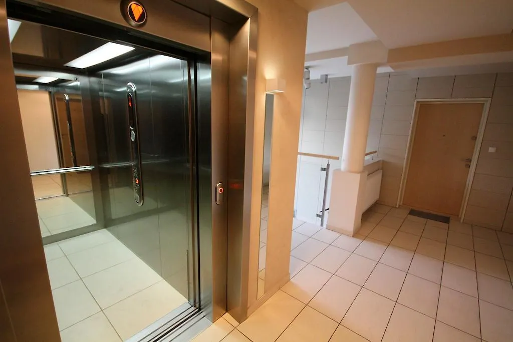 Rent A Flat Apartments - Obroncow Wybrzeza St. 그단스크 폴란드
