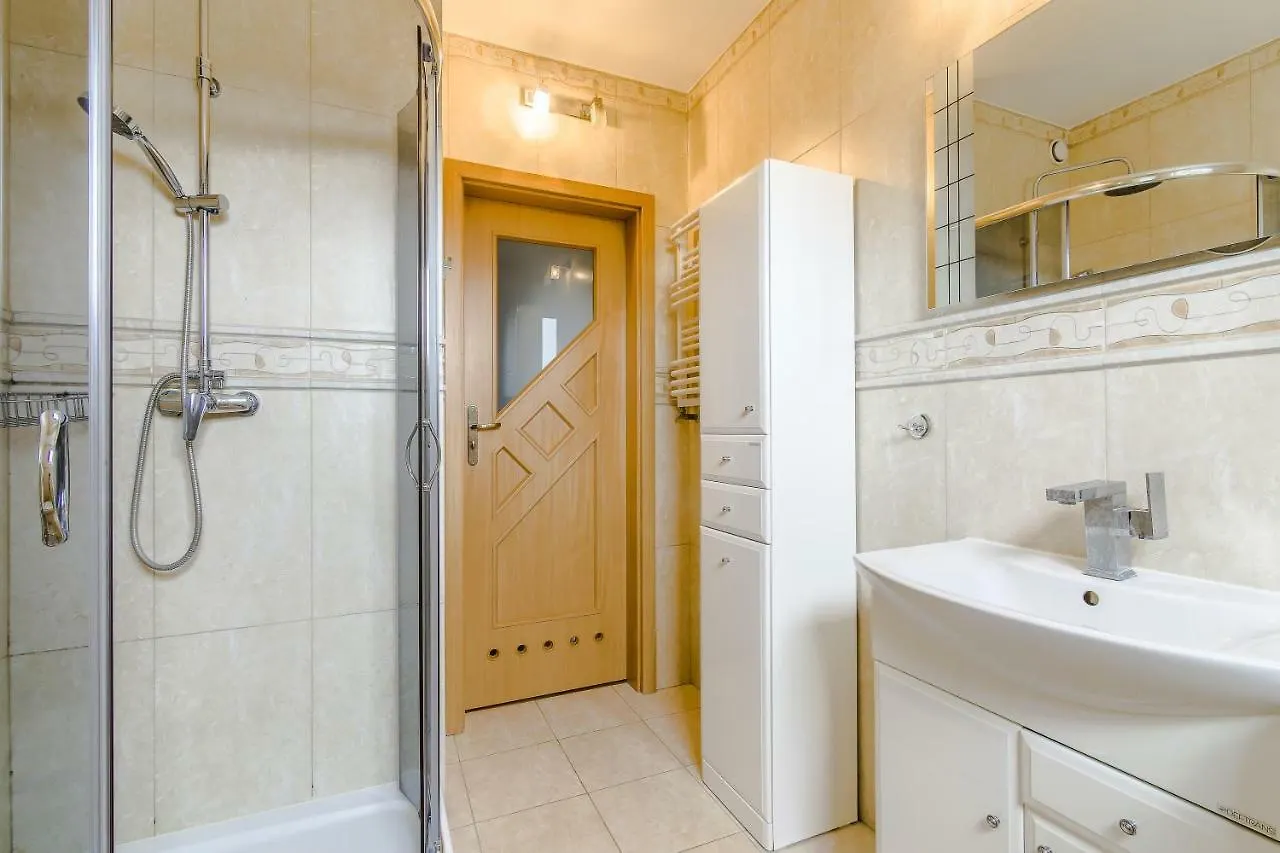 Rent A Flat Apartments - Obroncow Wybrzeza St. 그단스크