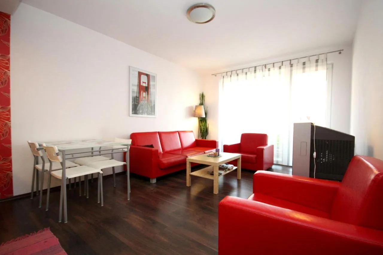 Rent A Flat Apartments - Obroncow Wybrzeza St. 그단스크